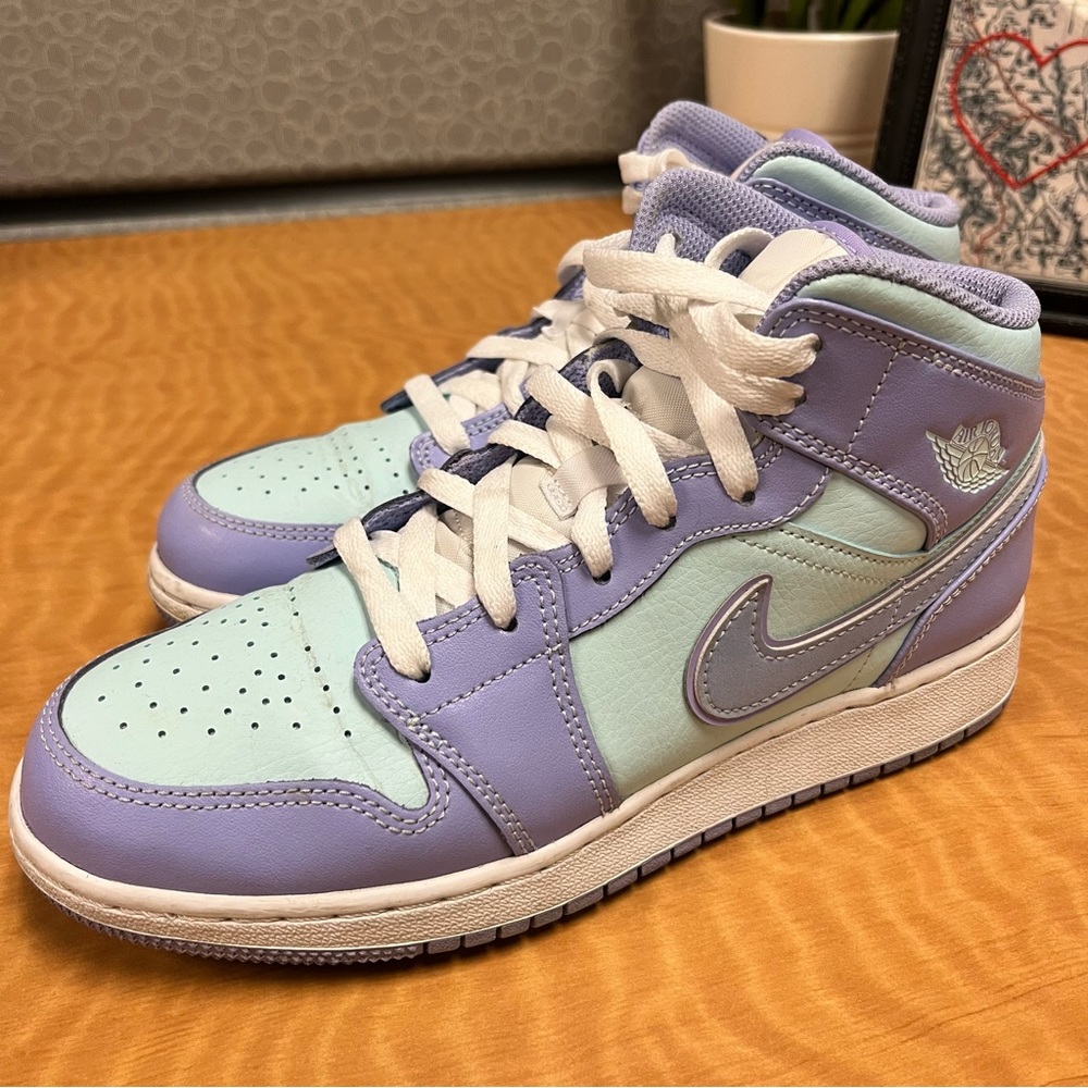 Jordan 1 Mid (GS) Purple Aqua